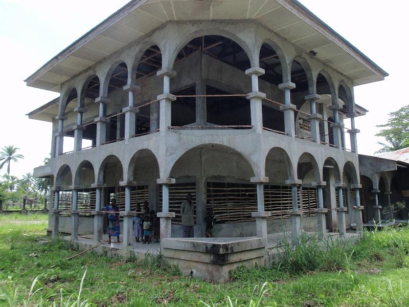 House of a kinshasa based politician thaz ws born here but who never finished it.jpg